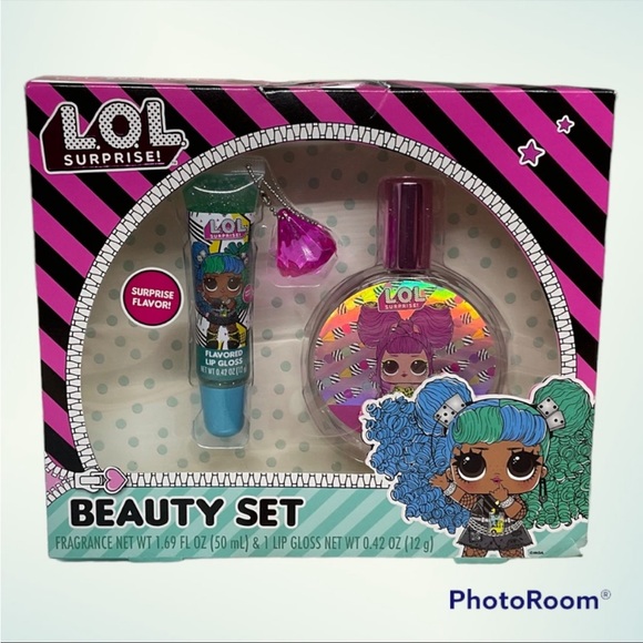 LOL Surprise Beauty Set Bubble Gum Fragrance/Surprise Flavour Glitter Gloss - Picture 13 of 14